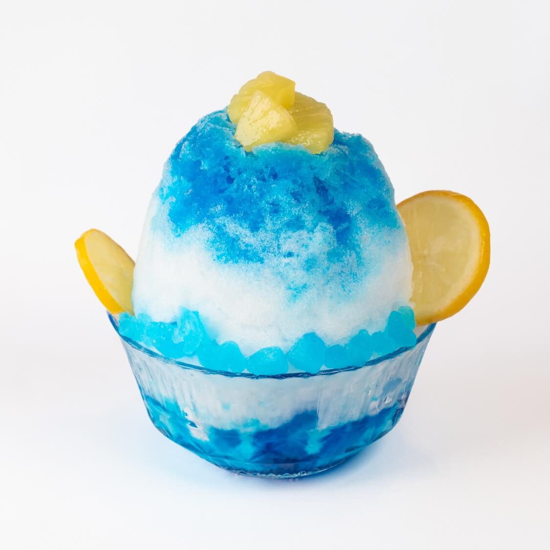 ブルーなごろっとパイナップルのかき氷